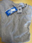 *Adidas Size: S Grey Top