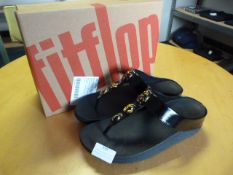 *Fit Flop Black Shoes Size: 7