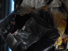 ~20 Assorted Joggers and Tops