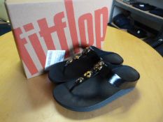 *Fit Flop Black Shoes Size: 5
