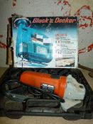 Black & Decker Scrolling Saw and a KG915 Grinder