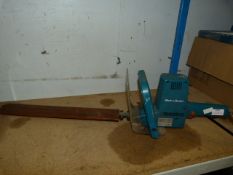 Black & Decker 405mm Hedge Trimmer