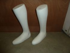 * 2 x boot mannequins
