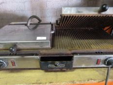 *Maestrowave Double Panini Maker