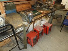 *Engineers Bench fitted with Record No.05 Vice