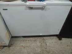 * Tefcold chest freezer. 1280w x 700d x 900h