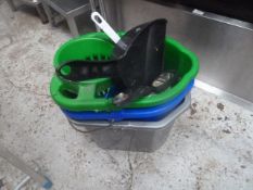 * 3 x mop buckets