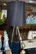 Metal Tripod Base Table Lamp