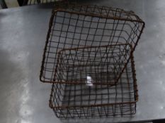 *2 x wire baskets