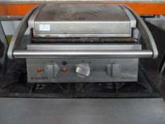 *Roband contact grill GSA610R-UK. Cooking area 370w x 280d