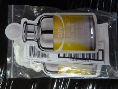 *Pack of 10 Revitalising Masks