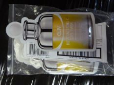 *Pack of 10 Revitalising Masks