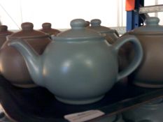 * 16 x teapots