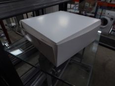 * cake boxes and dividers