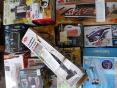 *Pallet of Electricals Including Power Juicer, Tep