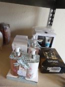 *Quantity of Cosmetics Including Shaving Brush Gif