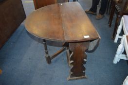 Period Oak Oval Gate Leg Dining Table