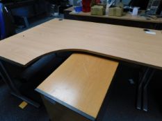 *L/Hand 1600mm 1200mm Light Pine Style Office Desk