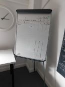 *A1 Presentation tripod Stand