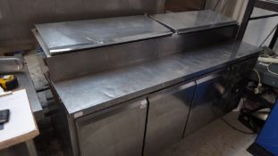 * Tefcold 3 door pizza prep top fridge. (top cover require fixings) 1800w x 700d x 1080h