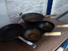 * 4 x wok/frying pans
