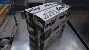 * 6 x cling film in cutter box