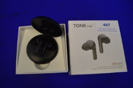 *LG FM6 Wireless Earbuds