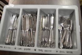 Cutlery Tray with Knives and Forks
