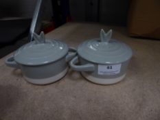 * 2 x small white and grey small pots with lids
