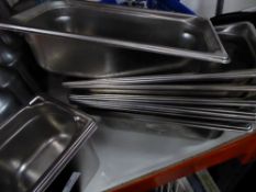 * 8 x various sized gastronomes