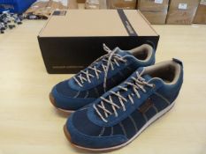 *Mountain DNA Low Boots in Blue/Red Size: 8