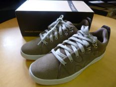 *Auckland Low Boots in Siltstone Size: 4