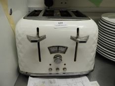 *Delonghi Four Slice Toaster