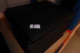 * Approx. 20 slate effect plates 320 x 270