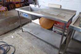 * Single bowl stainless steel sink with deep bowl 1600 x 600 x 940