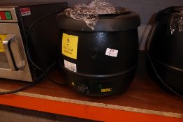 * Buffalo electric soup kettle