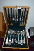 Viners Guild Collection Cutlery Canteen and Conten