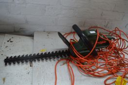 Black & Decker DT221 Electric Hedge Trimmer