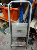 *Aluminium Kitchen Steps