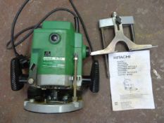 Hitachi M12V Router