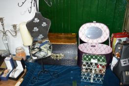 Jewellery Boxes, Mirrored Jewellery Stand, etc.