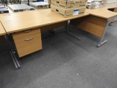 *Single Pedestal Desk in Light Oak Finish on Silver Frame with Left Hand Pedestal