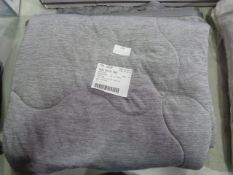 *Arlee Cooling Throw