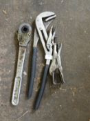 Vice Grips, Pipe Grips and a 3./4