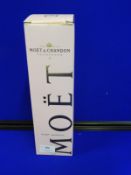 Moet & Chandon Champagne 75cl