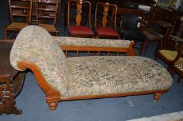 Victorian Mahogany Chaise Lounge