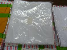 *~100 White Chair Covers