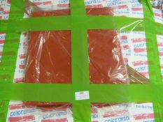 35 Red Tablecloths 90x90