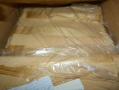 12 Gold Tablecloths 132