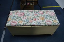 Ottoman and Contents